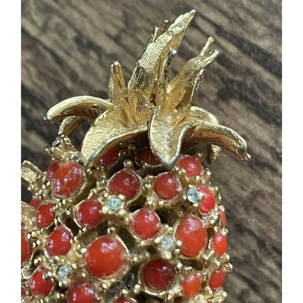 Vintage Alice Caviness Pineapple Brooch Gold Tone Faux Coral Rhinestone Pin